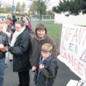 des ecoles occupees par les parents pour soutenir le rased