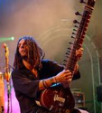 concert speed caravan et domb a labreuvoir a musique
